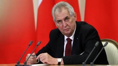 Президент Чехии выступит с чрезвычайным телевизионным обращением