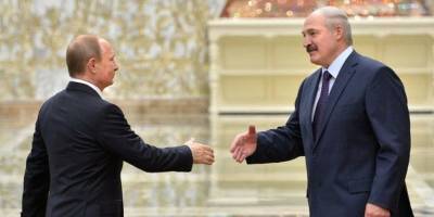 Лукашенко и Путин по колени в крови на карикатуре художника Петренко Андрея - ТЕЛЕГРАФ