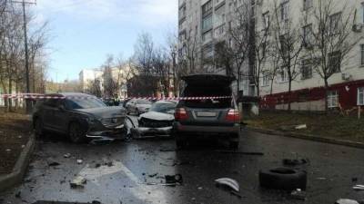 Двое погибли в страшном ДТП с пятью авто в Хабаровске — кадры с места