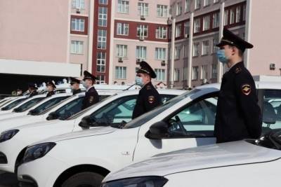 60 новых служебных автомобилей получили ивановские полицейские