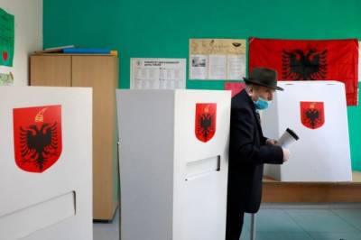 В Албании проходит голосование на парламентских выборах