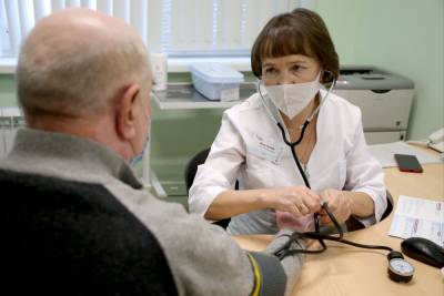 Собянин анонсировал запуск поощрения пожилых москвичей, сделавших прививку от COVID-19