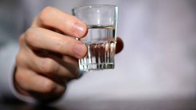 Почему полный отказ от алкоголя может быть смертельно опасен?