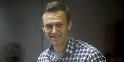 Врачи Навального обнародовали результаты его обследований. Просят «в самые короткие сроки» перевести оппозиционера в стационар