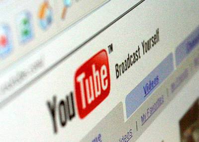 Зеленский добился блокировки неугодных украинских каналов в YouTube