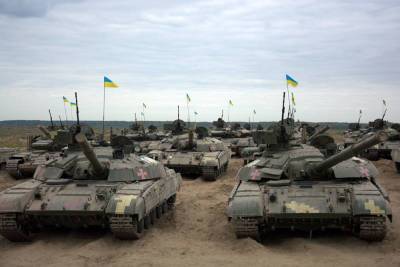В ЛНР заявили о прибытии в Донбасс украинских танков
