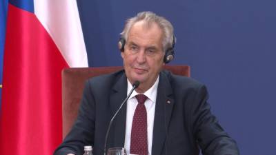 Президент Чехии хочет полного расследования участия ГРУ во взрывах