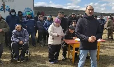 В Баймакском районе Башкирии начался несанкционированный властями сход граждан