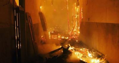 Ночью горел завод «Пролетарий» в Лисичанске. ФОТО и ВИДЕО сделанное спасателями