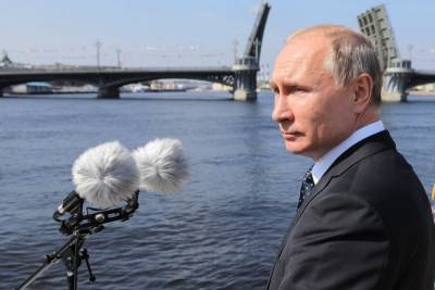 Путин запланировал поездку в Петербург