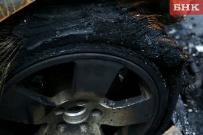 Ухтинка взыскала ущерб с поджигателей Toyota
