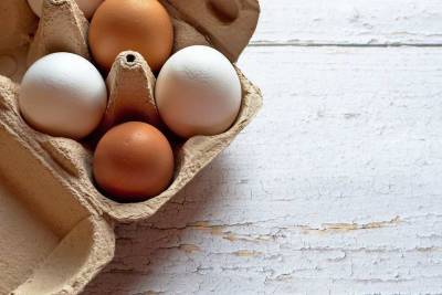 Роль цвета скорлупы и почему не стоит мыть : Эксперты раскрыли удивительную правду о яйцах