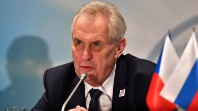 Президента Чехии обвинили в раскрытии данных расследования о взрывах в Врбетице