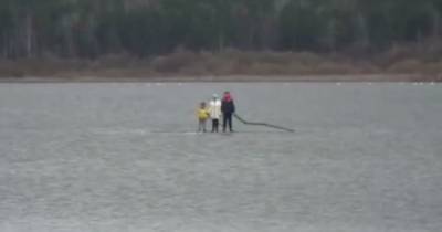 В Челябинской области спасены дети, уплывшие на льдине