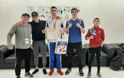 Две медали завоевали сахалинские кикбоксеры на всероссийских соревнованиях в Красноярске