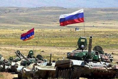Российские военные возвращаются в места постоянной дислокации после учений