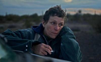 Фильм «Земля кочевников» получил премию «Оскар» в номинации «Лучший фильм»