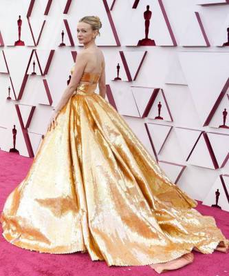 Золотой век Голливуда: Кэри Маллиган в кутюрном платье Valentino