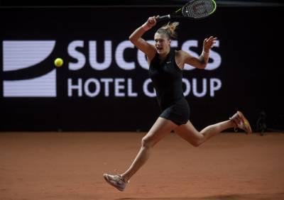 Соболенко осталась без «Порше»: прима белорусского тенниса проиграла в финале турнира в Штутгарте