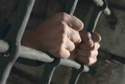 В Астраханской области заключенный напал на полицейских