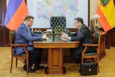 Любимов обсудил с Макаровым послание президента Федеральному собранию