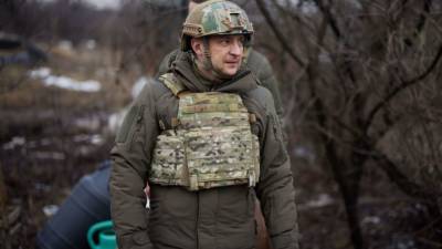 Украинцы готовы "отправить" Зеленского на Марс ради мира в Донбассе