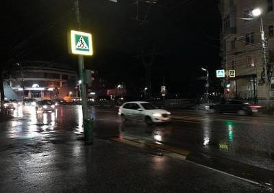 На улице Дзержинского иномарка сбила женщину