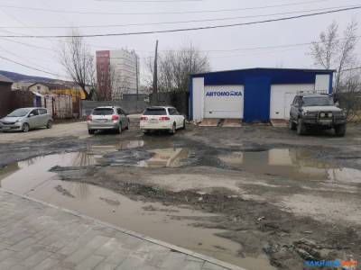 Мэрия Южно-Сахалинска попытается избавить Пограничную от грязи с парковки