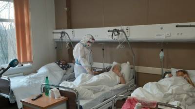 Минздрав отчитался о количестве болеющих коронавирусом в России