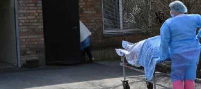 В Киеве от коронавируса умерли уже почти 4,5 тысячи человек