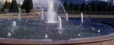 В Чехове заработали городские фонтаны