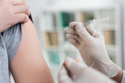 В Киеве и 8 регионах Украины за сутки не сделали ни одной прививки от коронавируса