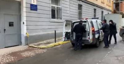 Похитили более 800 тысяч гривен из машины: правоохранители задержали 2 львовян –видео