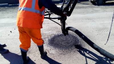 Администрация Саратова приостановила ремонт дороги после жалоб водителей на пробки