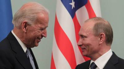 Кремль: Путин и Байден встретятся летом
