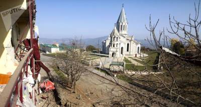 "Мы были очевидцами их уничтожения": Айвазян о сохранении армянского наследия в Арцахе