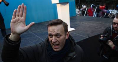 Суд приостановил деятельность штабов Навального в России