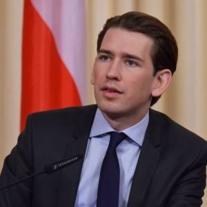 Австрийский канцлер выступил против новых санкций против РФ