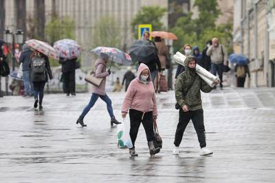 «Желтый» уровень опасности объявили в Москве 27 апреля из-за снега и дождя