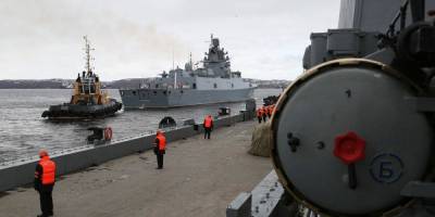 Хотя «учения» закончились. Два российских военных корабля все еще находятся в Черном море — СМИ
