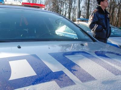 Авария с участием автомобиля ДПС с «мигалкой» произошла на юго-западе Москвы