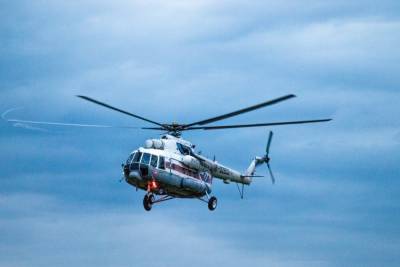 На вертолете санитарной авиации в Тверь доставили ребенка