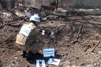 Оккупанты обстреляли из минометов поселок Водяное: фото