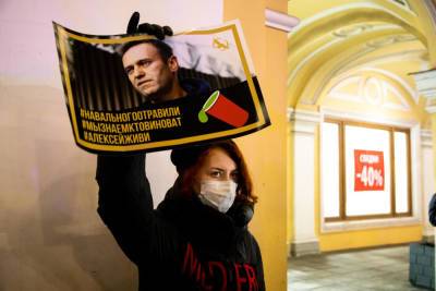 Российская прокуратура закрыла штабы Навального
