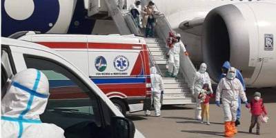 Михал Дворчик - Из Индии начали эвакуировать заболевших COVID-19 дипломатов: Нет ни кислорода, ни мест в больницах - nv.ua - Польша - Индия - Нью-Дели - Варшава