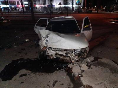 Ночью в Уфе в аварии пострадали четыре человека