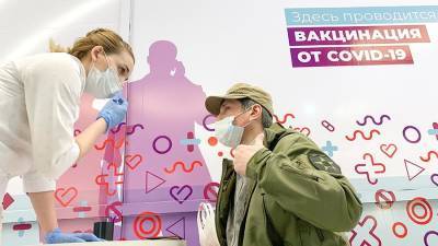 В Москве пункты вакцинации от COVID-19 открылись еще в трех торговых центрах