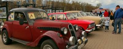 В Пущино состоялась выставка ретро-автомобилей