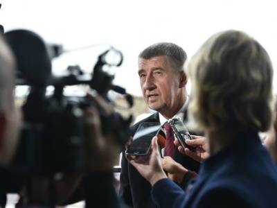 Премьер Чехии назвал «единственную версию» взрывов на складах во Врбетице