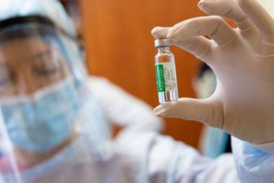 Польза от вакцины AstraZenecа превышает риски возникновения тромбоза, — эксперт